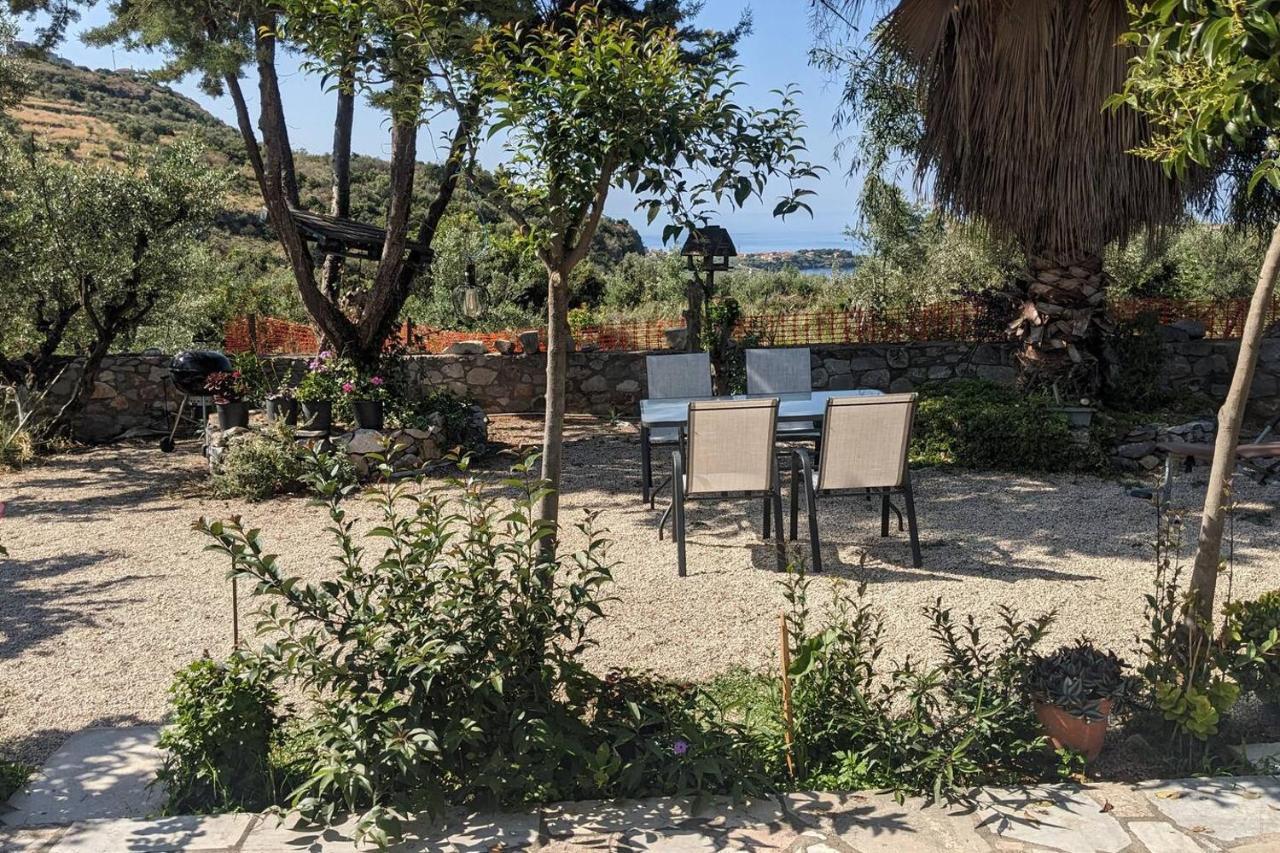 4 Seasons Villas 1 Neokhorion  Ngoại thất bức ảnh
